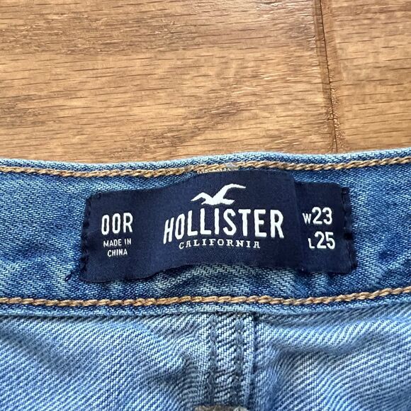 Hollister Jeans Women's Size 00R/23 Low Rise Boyfriend Distressed Light Wash - Picture 5 of 10